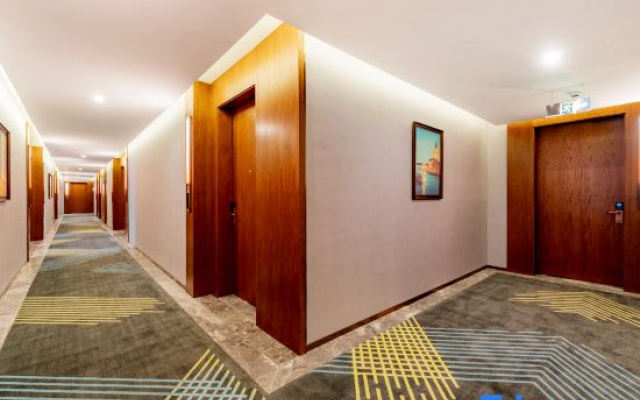 James Joyce Coffetel Hotel (Baotou Qingshan District Government)