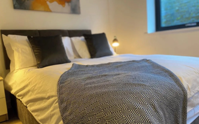 The Square Apartments Flat 7