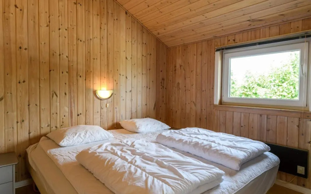 6 Person Holiday Home in Hemmet