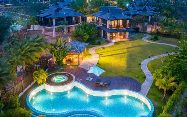 Phoenix Perches Reserve Villa