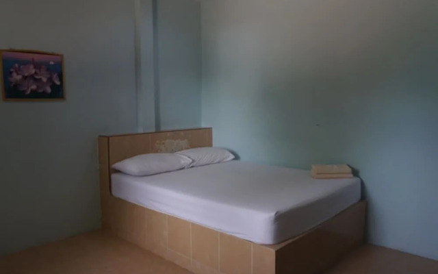 Jaidee Park Inn