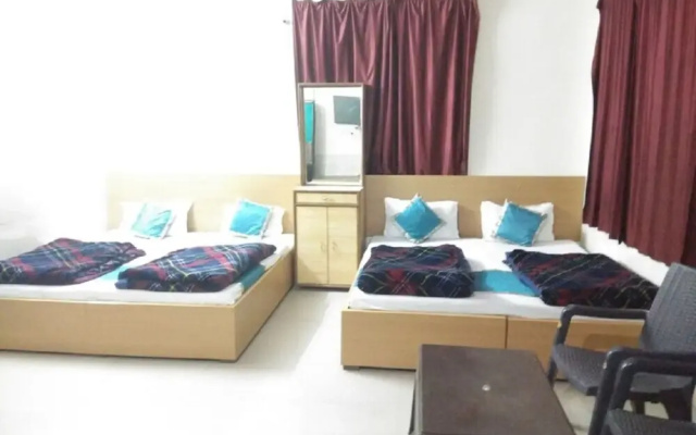 Goroomgo Tourist Home Rishikesh