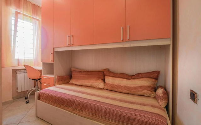 Beautiful Apartment in Bari With 3 Bedrooms and Wifi