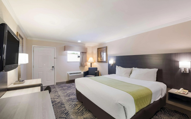SureStay Hotel by Best Western Rockdale