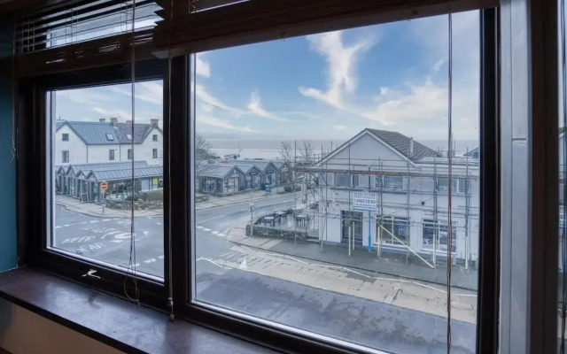 Driftwood Den - 1 Bedroom Apartment - Saundersfoot