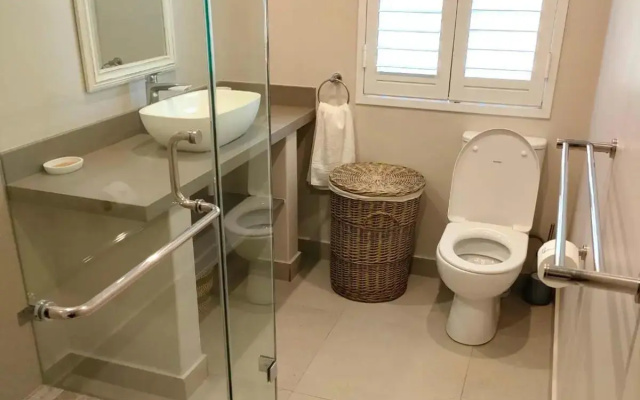 11 Cormoran Umhlanga
