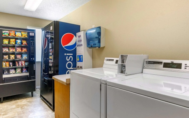 Econo Lodge Ellensburg Near University