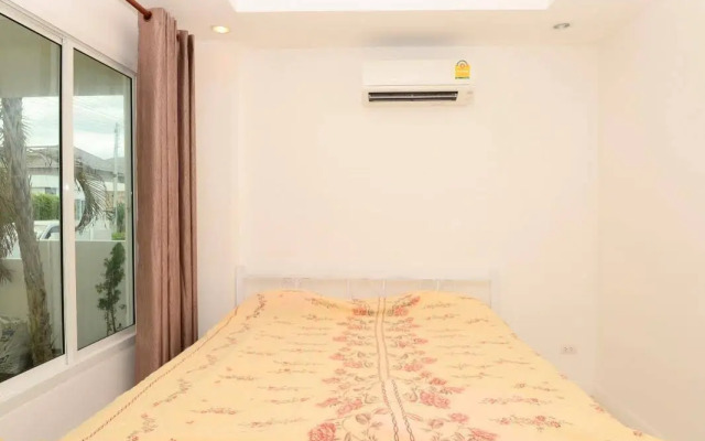 Hua Hin Baanpak Pool Villa
