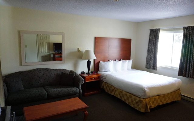 Days Inn by Wyndham Hutchinson