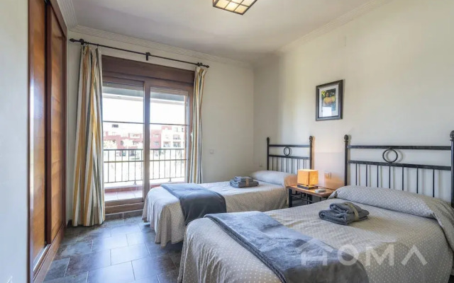 Golfside Apartment With Large Terrace