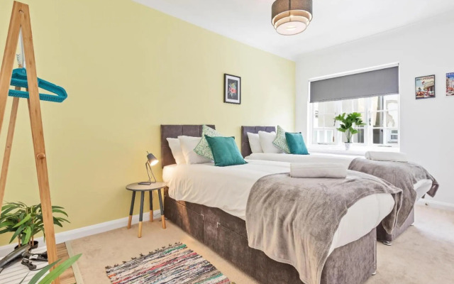 The Old Brewery House | 2 Double Bedrooms | Parking