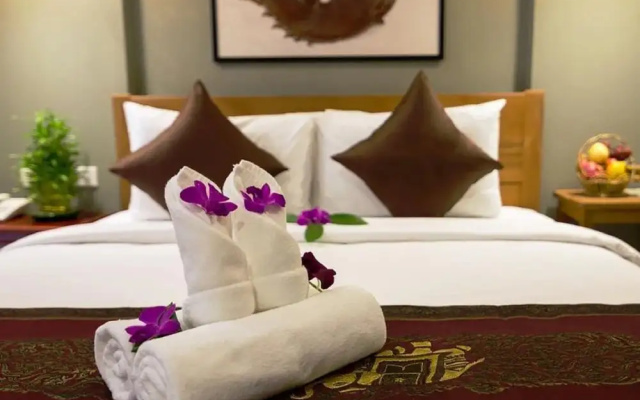 Plumeria Hotel & Spa