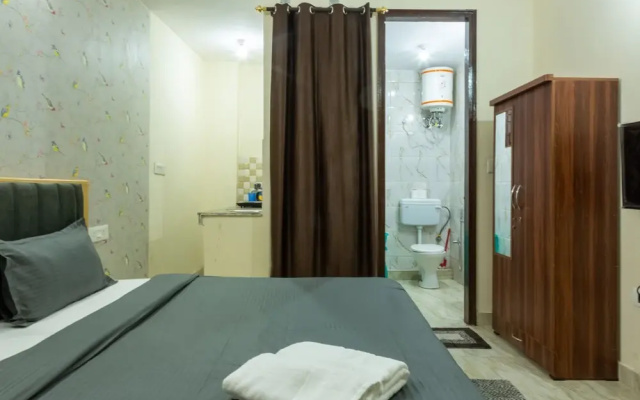 Eat Sleep Wander Studio Apartments