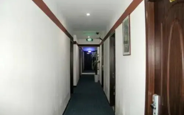 Xiliandeng Shanglv Hotel (Qingdao Vientiane City)