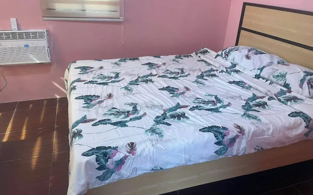 Elisha's Staycation Place-your Home Away From Home