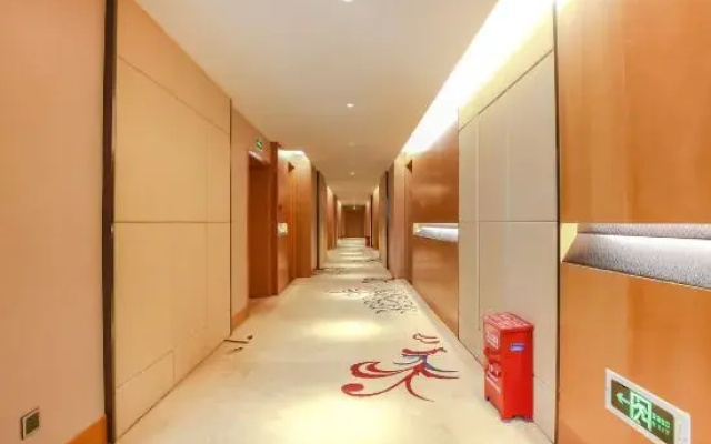 Guangzhou Jiulong Hotel (Dushan Bus Terminal)
