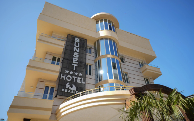 Inn Hotel