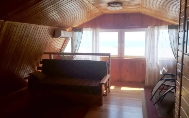 Bugazskaya Kosa Guest House