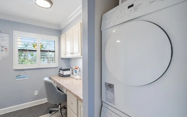 'bout Time 2 Bedroom Condo
