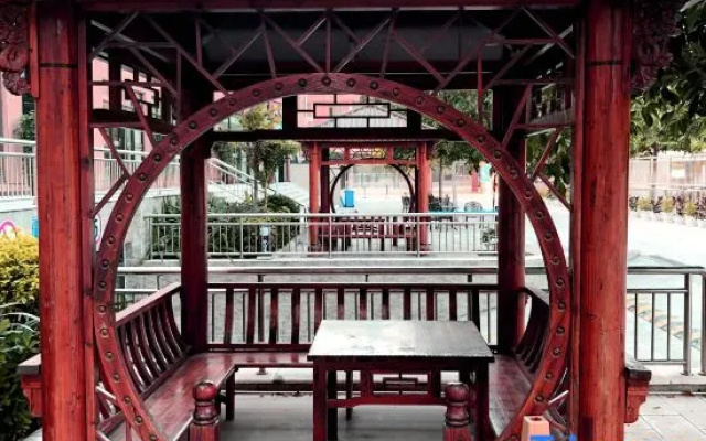 Yuanyang Golden Bay Terrace Hotel