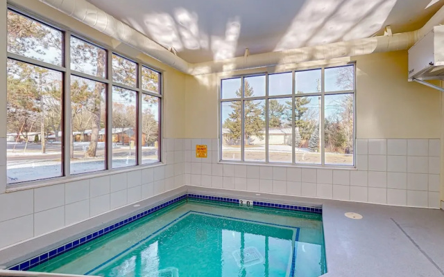 Rhapsody Condominiums