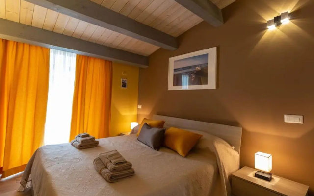 Il Sopracciglio Suites - Red Suite