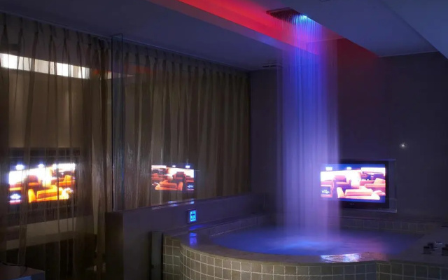 Tango Motel