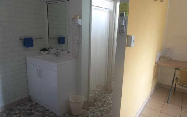 Reef Gardens Motel