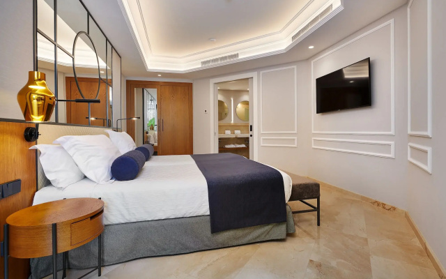 Grupotel Playa de Palma Suites & Spa