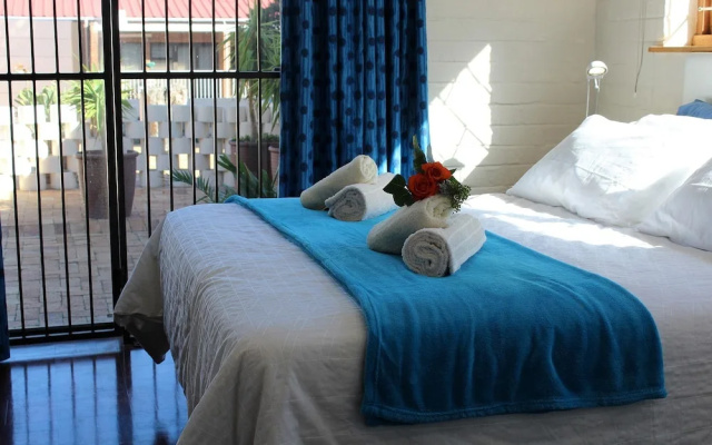 Chandelier House, Gordons Bay