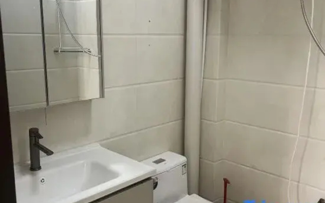 QiHe Apartment (Zibo The Mixc Badaju)