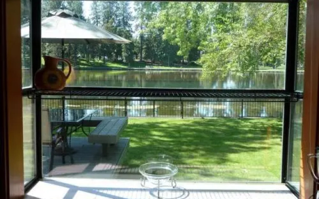 Mirror Pond
