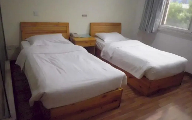Sanhe Jieshen Business Hotel