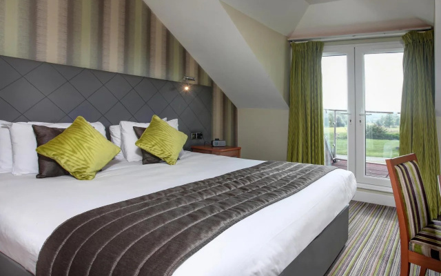 Bernwood Park Hotel