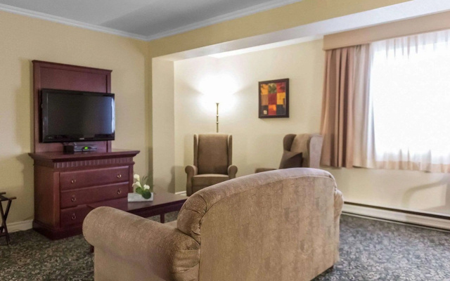Quality Inn Mont-Laurier