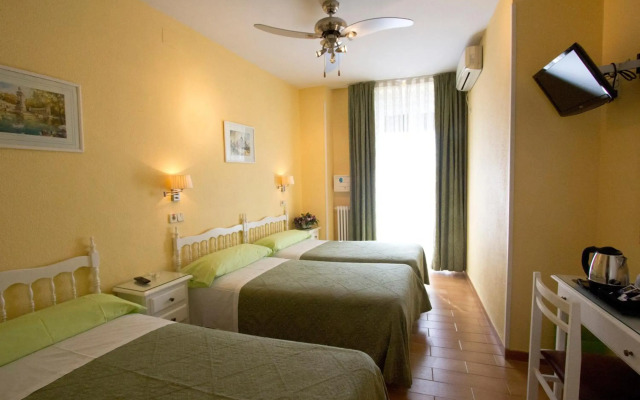 Hostal Los Alpes