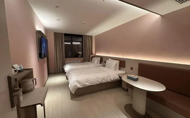 Hanting Hotel Xi'an Big Wild Goose Pagoda