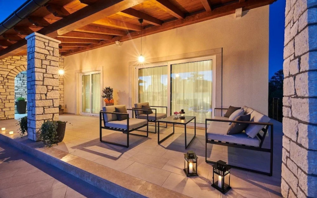 Villa Celtis by Villas Holiday