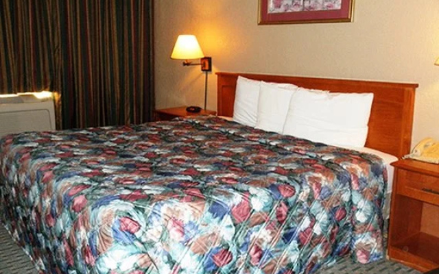 Motel 6 Melrose Park