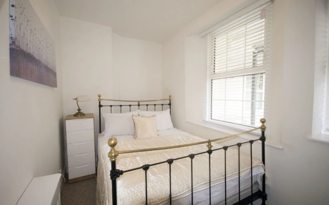 Trinity Mews