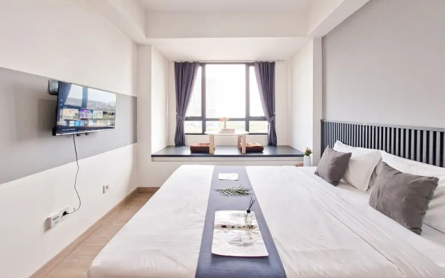 Stylish Studio Apartment At Collins Boulevard