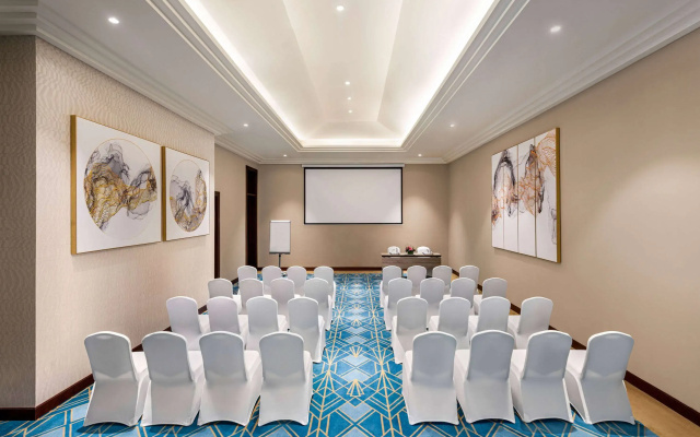 Wyndham Grand Doha West Bay Beach