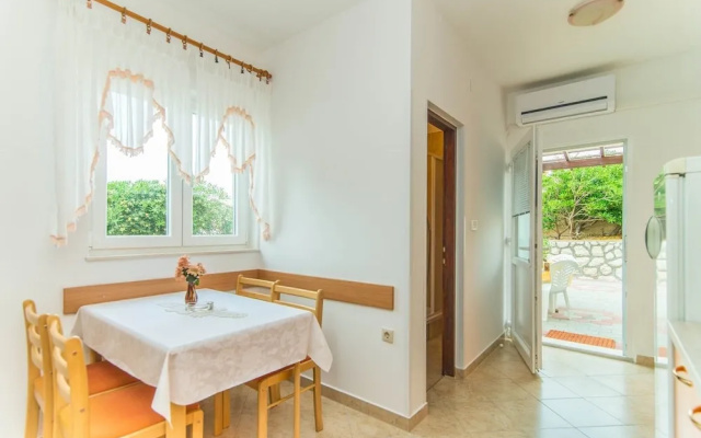 Apartments Valentić 1304
