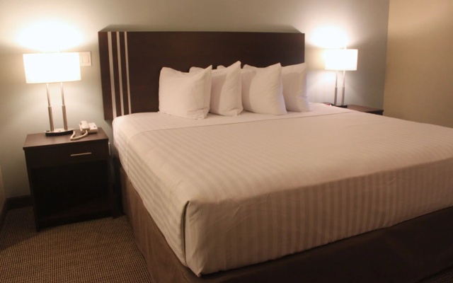 Meridian Inn & Suites Lloydminster