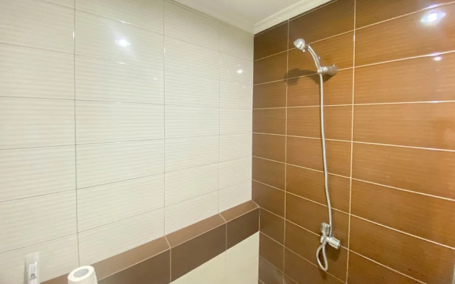 Homey And Cozy Stay Studio Margonda Residence 3 Apartment