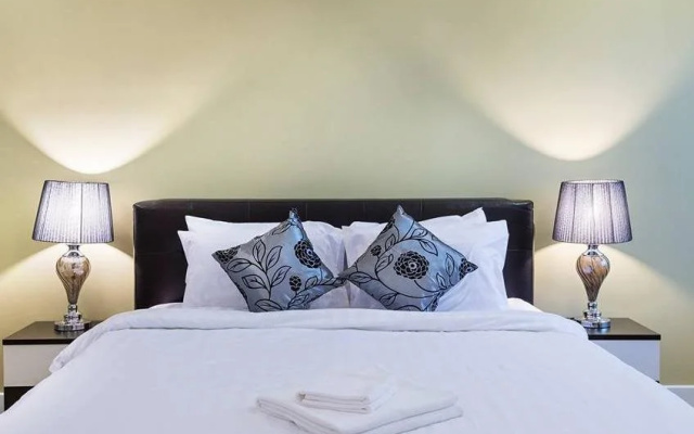 La Palm Serviced Apartment