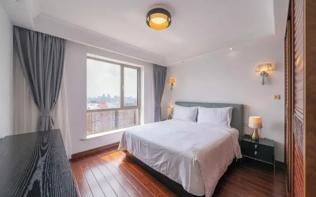 Tyms Xintiandi Elegant 3BR 2BA APT