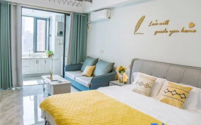 Shimeng Light Luxury Homestay