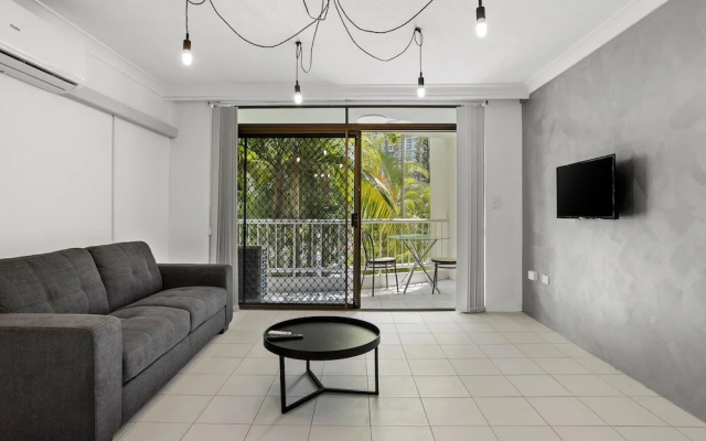 Unit 24-24 Hamilton Ave Surfers Paradise