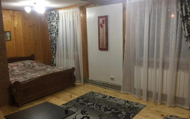 Guest House U Myrona
